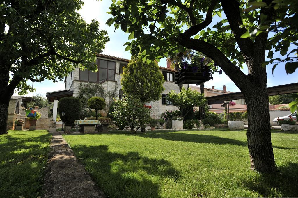 Apartmani Villa Otilija Poreč Exterior foto