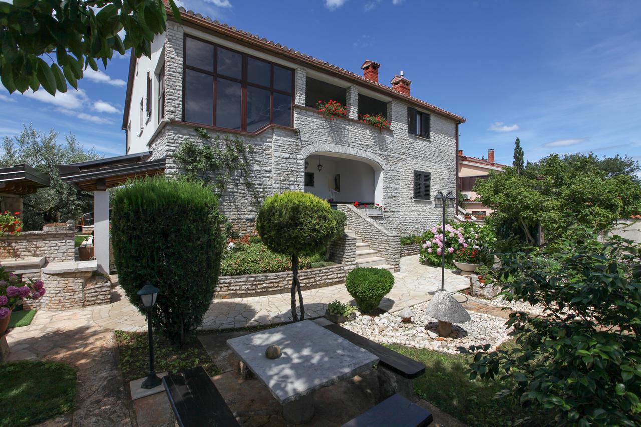 Apartmani Villa Otilija Poreč Exterior foto